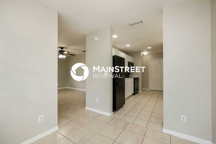 3303 69th St W - Photo 7 of 16