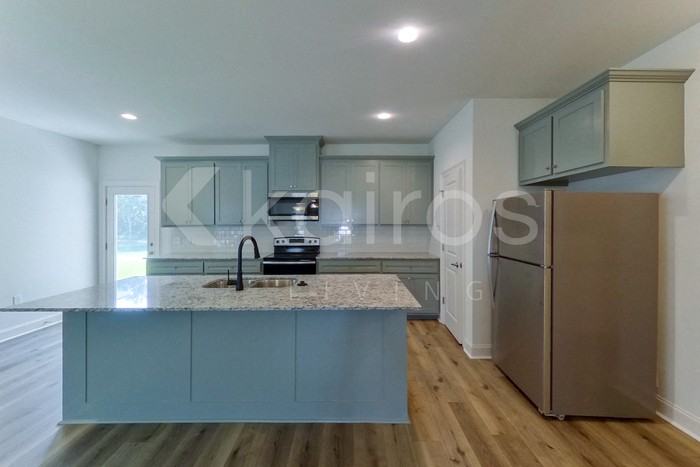 7936 Hendrick Dr - Photo 5 of 21