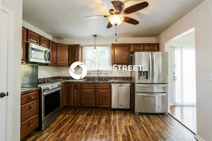 2025 Santuomo Ave - Photo 6 of 16