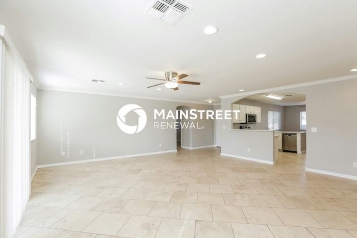 4614 N 86th Dr - Photo 5 of 16
