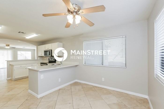 4614 N 86th Dr - Photo 6 of 16