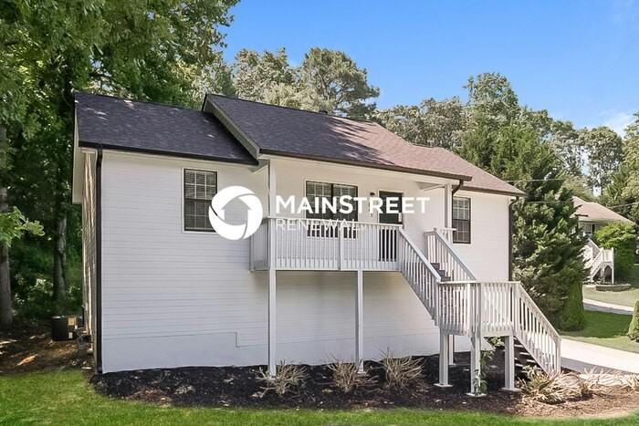 181 Halehaven Dr - Photo 2 of 18