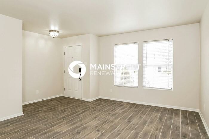 748 Runningbrook Ln - Photo 5 of 17