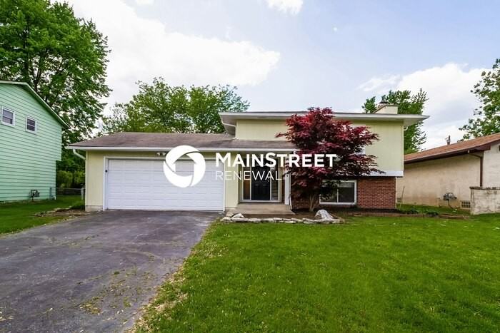 1848 Tamarack Cir N - Photo 4 of 17