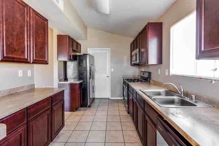 3256 Bell Point Dr - Photo 6 of 18