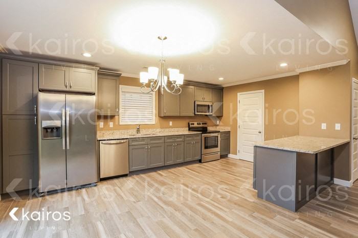 977 Garrett Ln - Photo 6 of 16