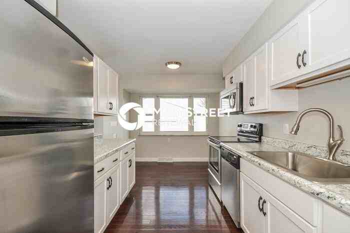 10812 Lemarie Dr - Photo 6 of 17