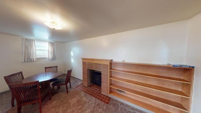 222 N 12th St #2 - Photo 4 of 17