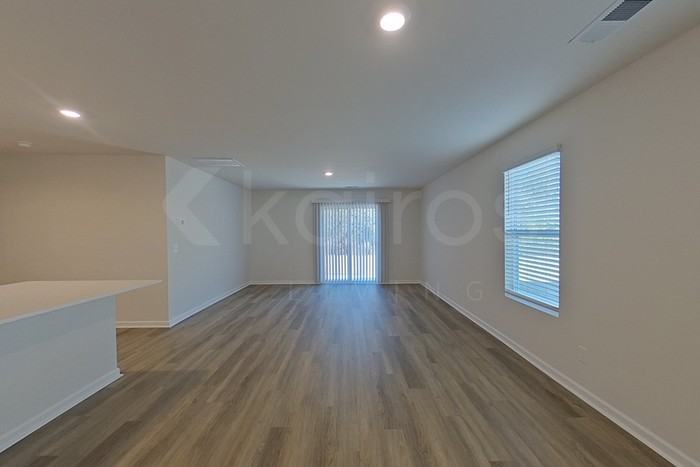 118 Overstreet Way - Photo 2 of 25