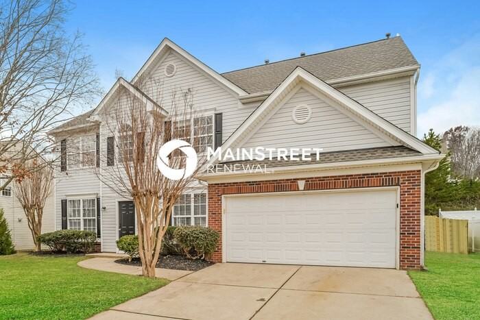 1344 Pondhaven Dr - Photo 4 of 17