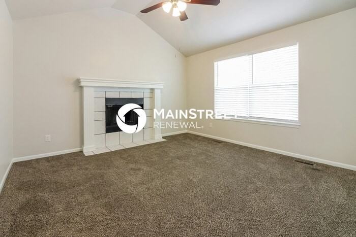 1601 Shelby Dr - Photo 4 of 17