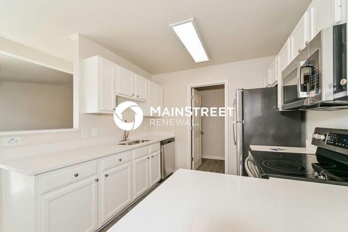 10520 Lone Star Way - Photo 7 of 17
