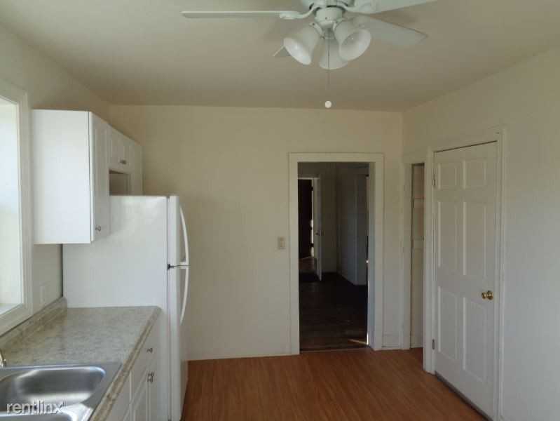 1021 Melville St #NA - Photo 3 of 3