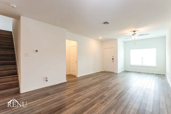 10815 Juliette Pass - Photo 4 of 20