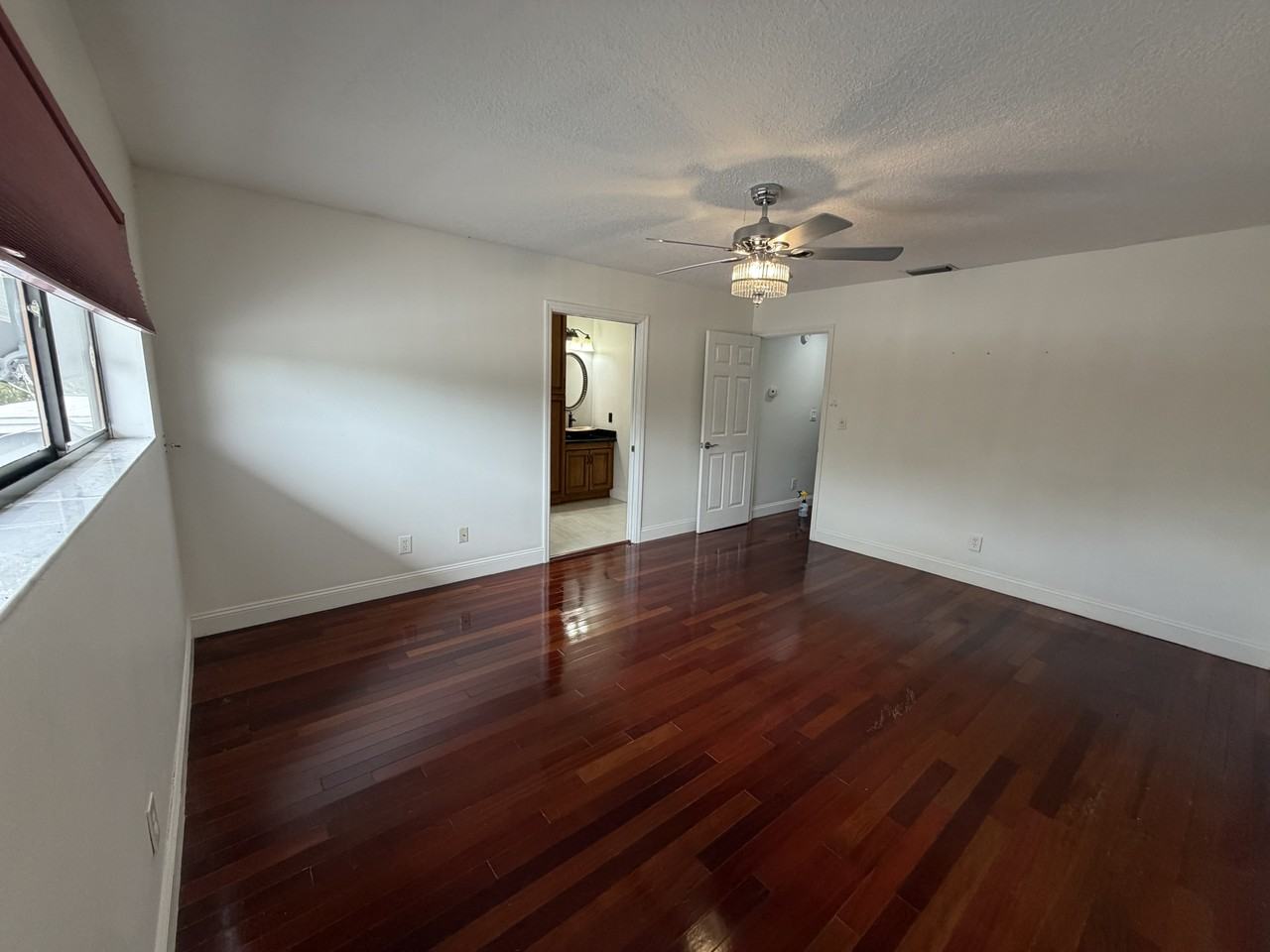 104 Biscayne Ave #NA - Photo 5 of 20