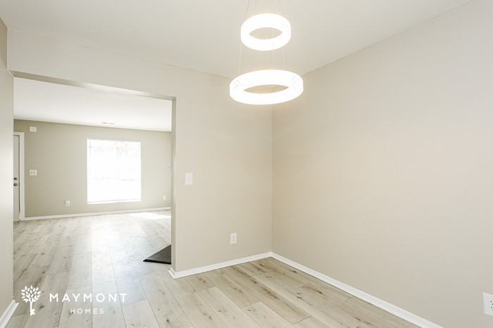 5707 Wells Cir - Photo 6 of 12