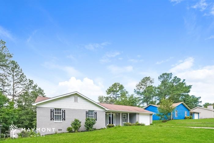 7275 Indian Hill Trl - Photo 4 of 12