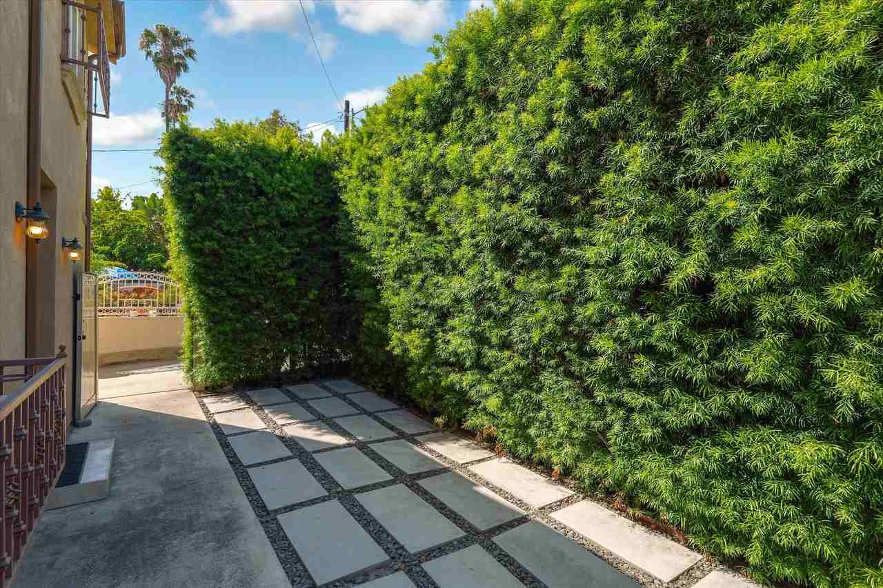 3424 Bellevue Ave #NA - Photo 7 of 36