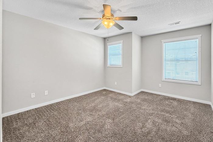 2724 Nw Casey Jones Ln - Photo 5 of 17