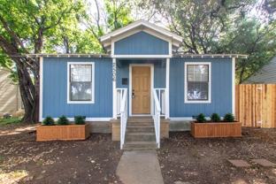 2506 N Elm St - Photo 1 of 1
