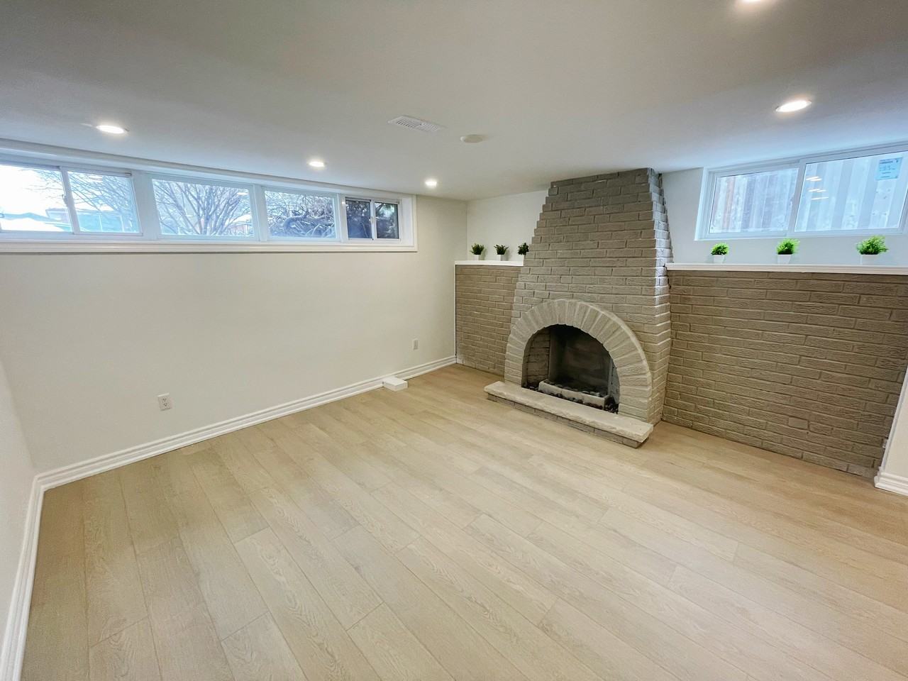 81 Celestine Drive - Photo 2 of 17