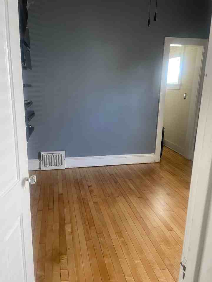 4020 S 1st St #1 - Photo 6 of 9