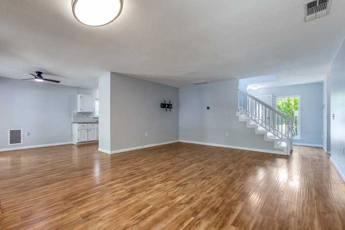 6719 Timberhill - Photo 2 of 12