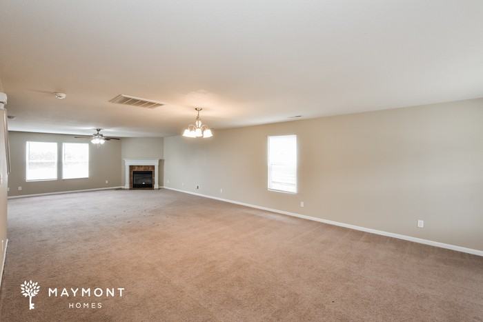 320 Kenneth Blvd Nw - Photo 7 of 12