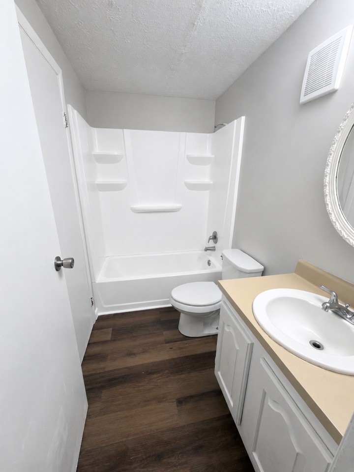 2845 Glenaire Dr #B - Photo 7 of 11