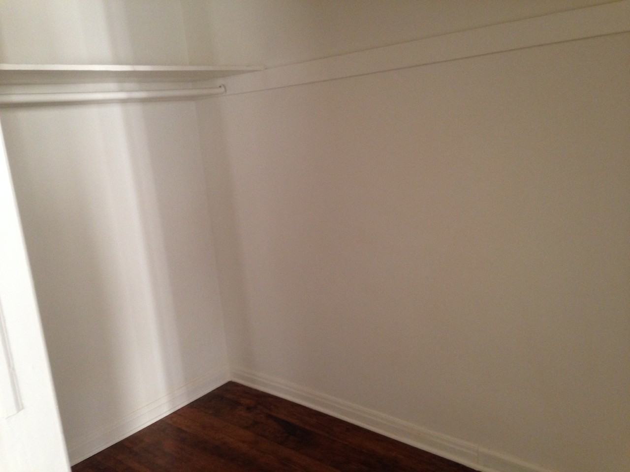 545 S Hobart Blvd #203 - Photo 6 of 16