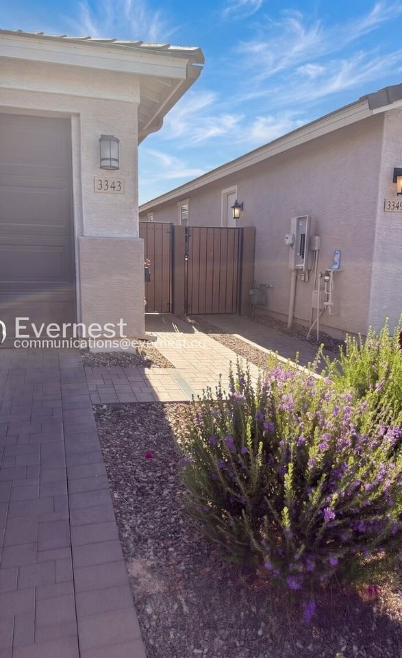 3343 S 156th Dr - Photo 2 of 15