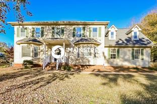 310 Lakefront Dr - Photo 1 of 1