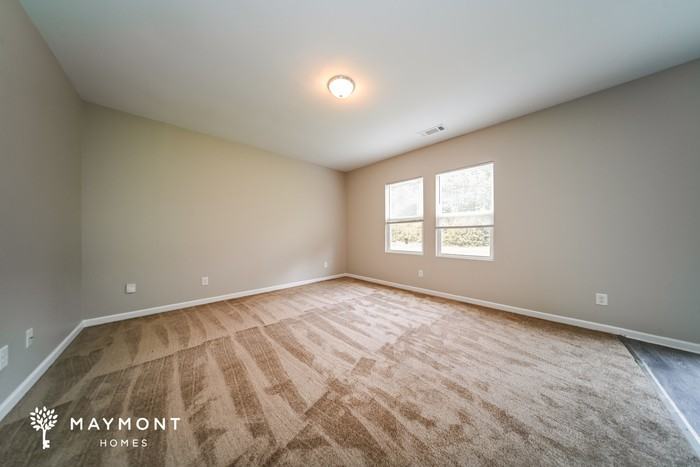 1077 Coldwater Dr - Photo 5 of 15