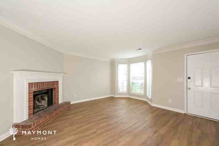 5621 Stonington Trace Pkwy - Photo 6 of 15