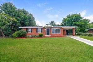 featured image of 821 Hillside Dr