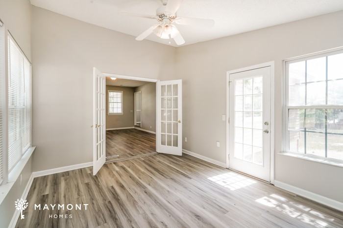 205 Branch Hill Dr - Photo 5 of 11