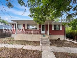 featured image of 2205 N Royer St
