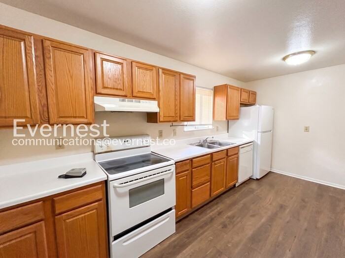 2205 N Royer St - Photo 5 of 24