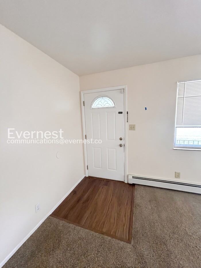 2205 N Royer St - Photo 6 of 24