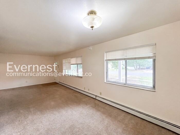 2205 N Royer St - Photo 7 of 24