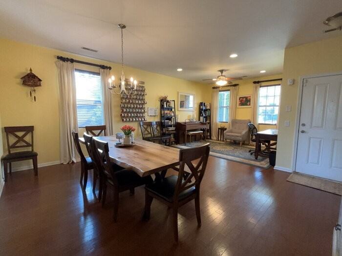9675 Godwin St - Photo 2 of 23