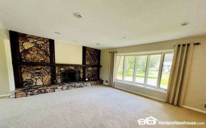 1817 Welland Ave - Photo 2 of 31