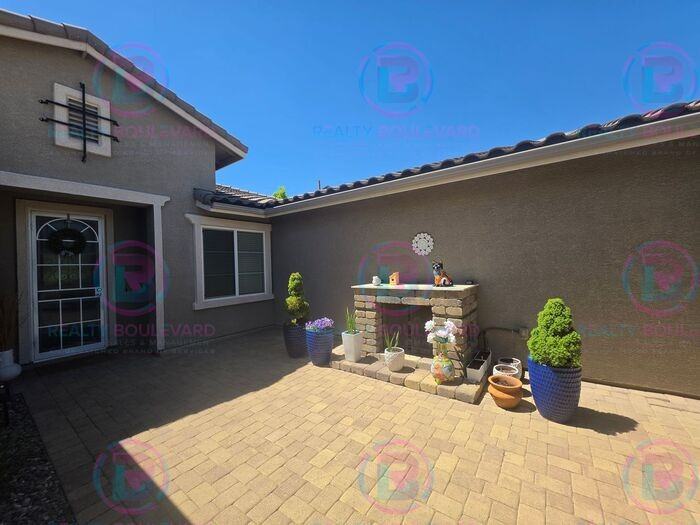1767 Fairway Hills Trl - Photo 3 of 50