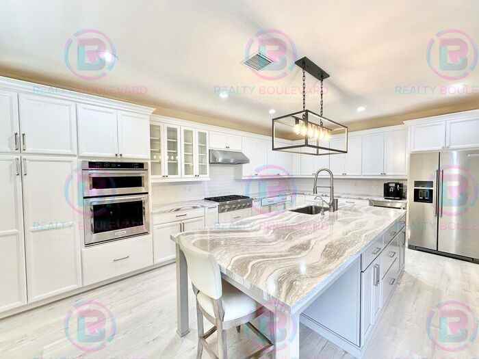 1767 Fairway Hills Trl - Photo 7 of 50