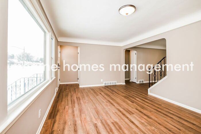 1385 W Miner Rd - Photo 5 of 16