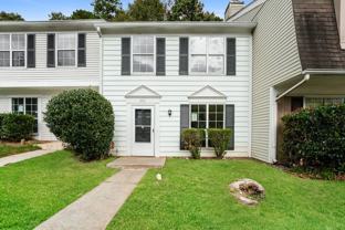 5713 Wells Cir - Photo 1 of 1