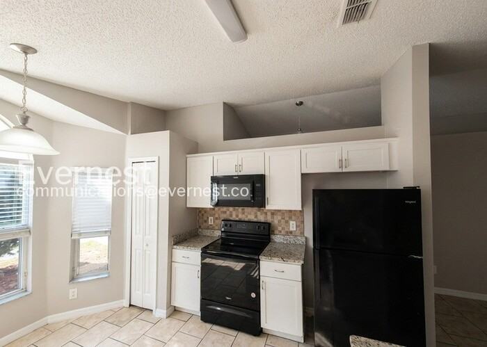 4758 Muir Vlg - Photo 6 of 18