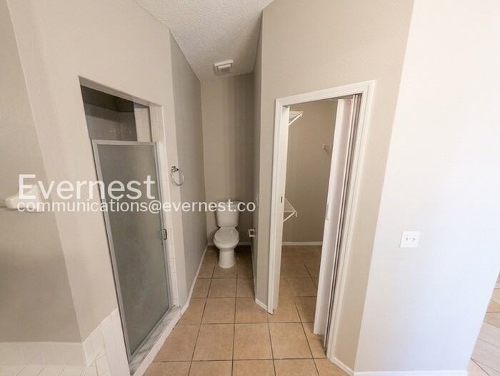 4758 Muir Vlg - Photo 7 of 17