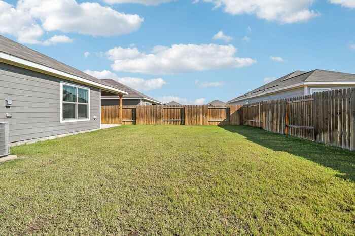 401 Abram Ave - Photo 7 of 49