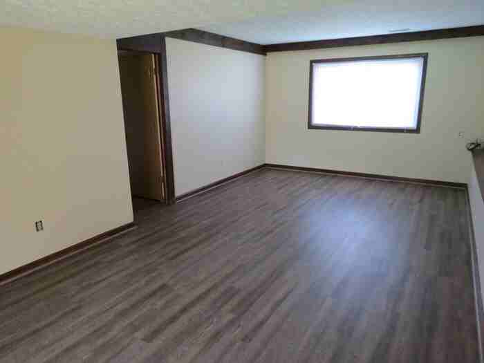 2711 Millrace Dr - Photo 5 of 21